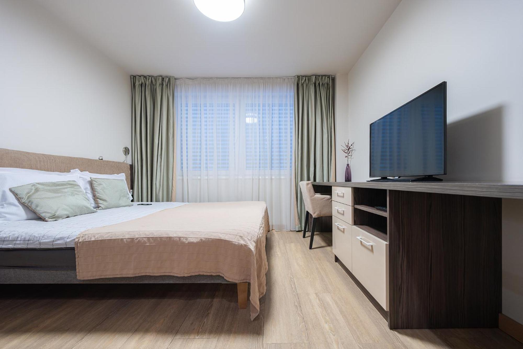 Gyneju Self Check-In Apartments Wilna Exterior foto